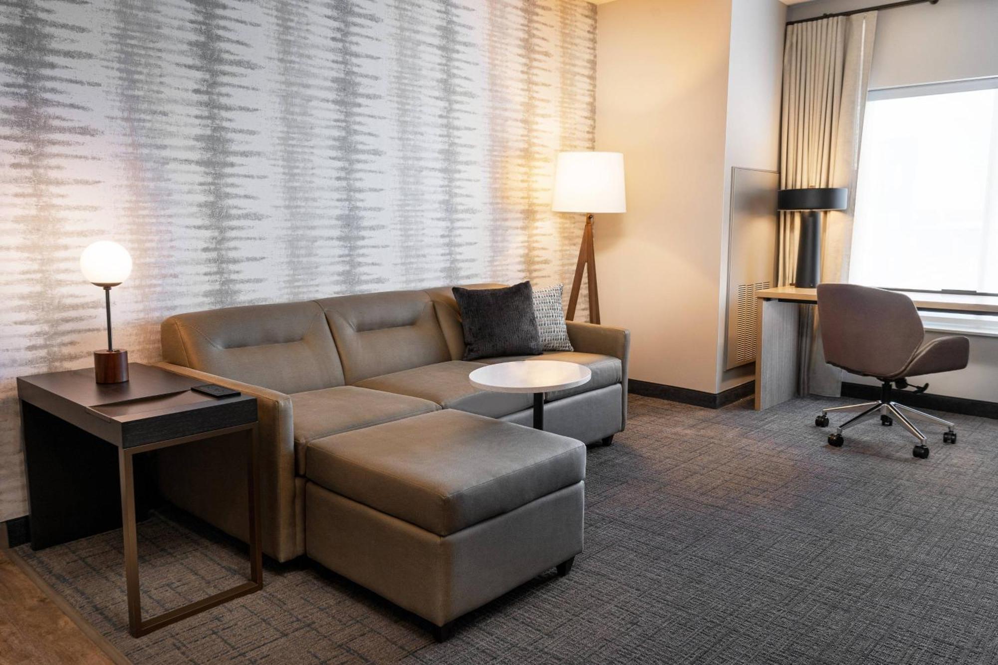 Residence Inn By Marriott Louisville Old Henry Екстер'єр фото