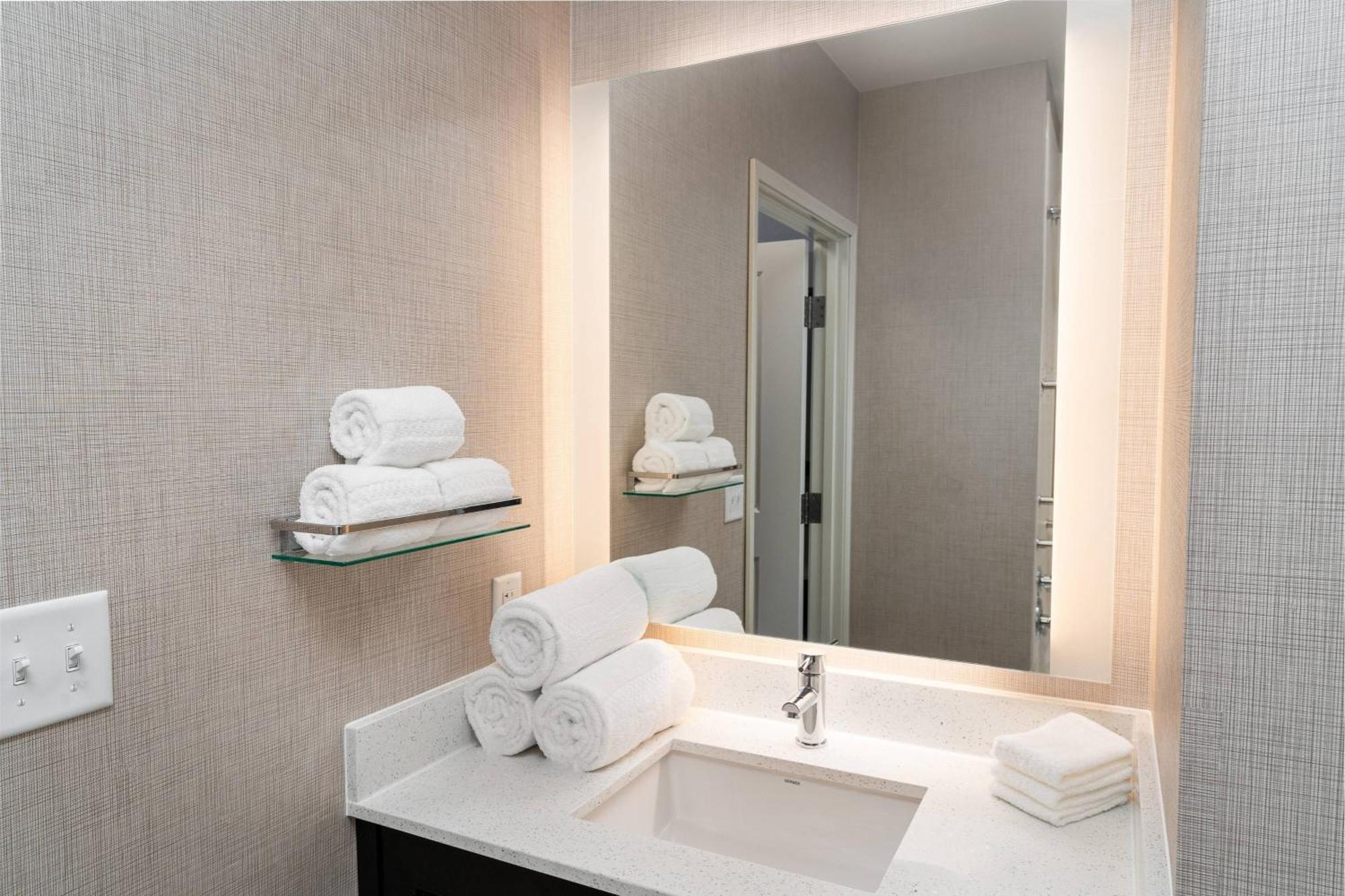 Residence Inn By Marriott Louisville Old Henry Екстер'єр фото