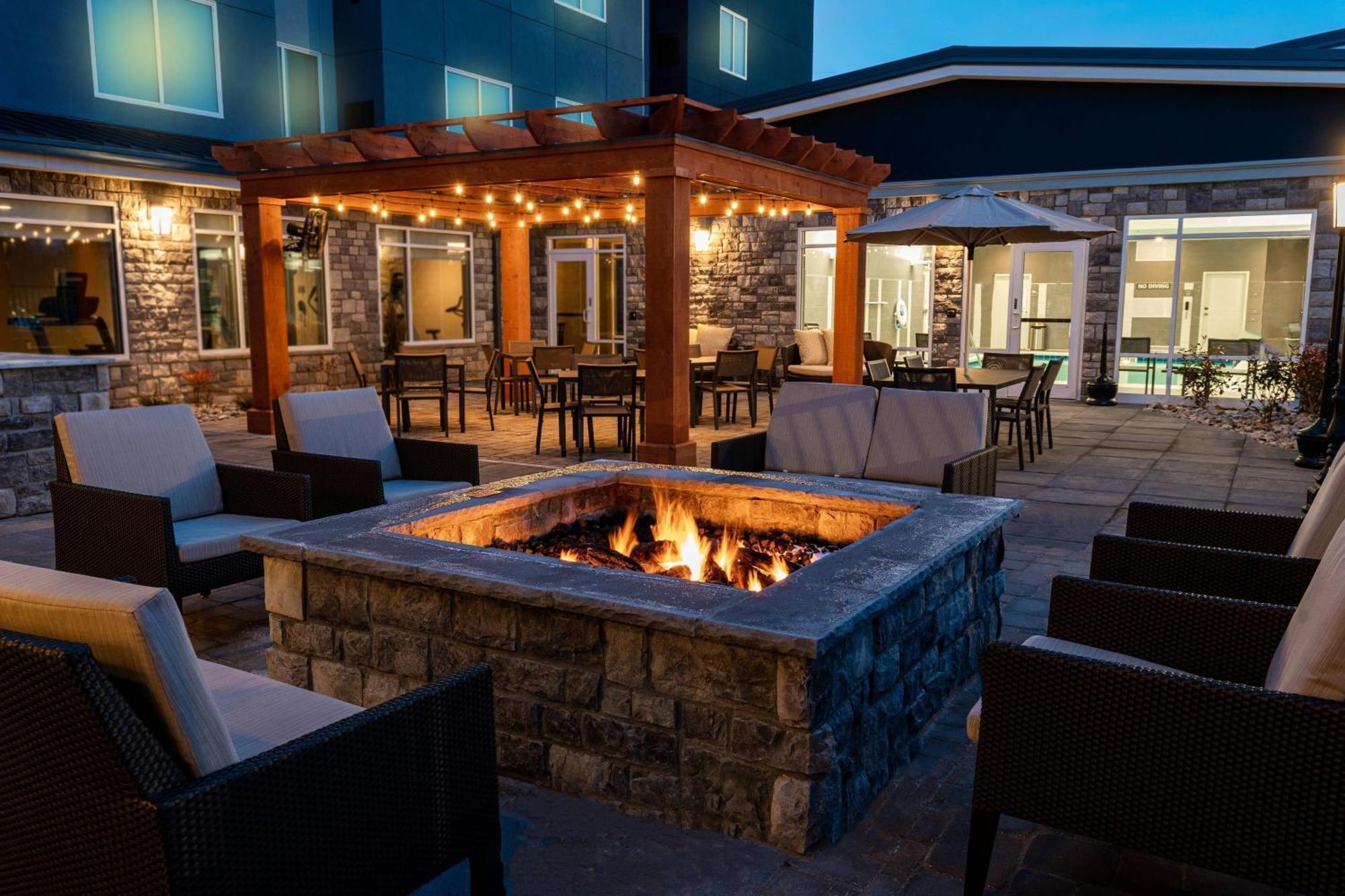 Residence Inn By Marriott Louisville Old Henry Екстер'єр фото